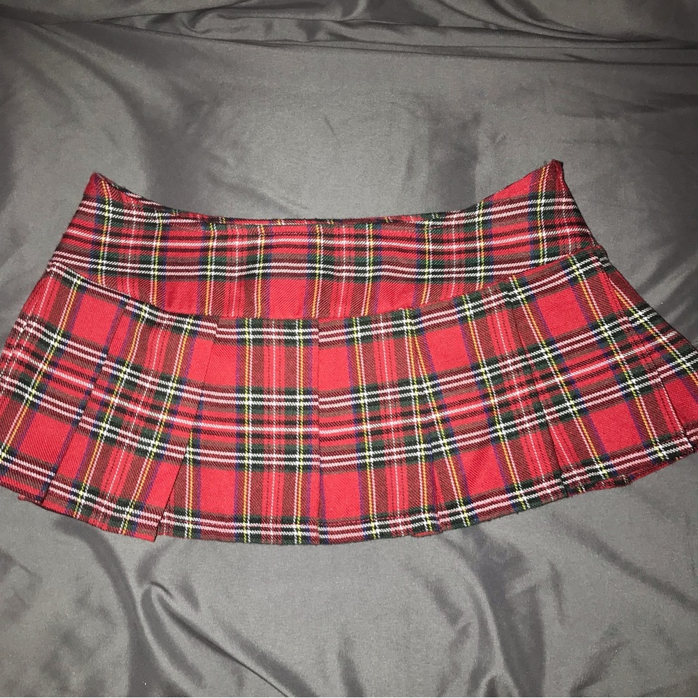 Role play red plaid mini skirt